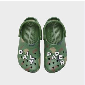 Crocs Classic Clog Daily Paper